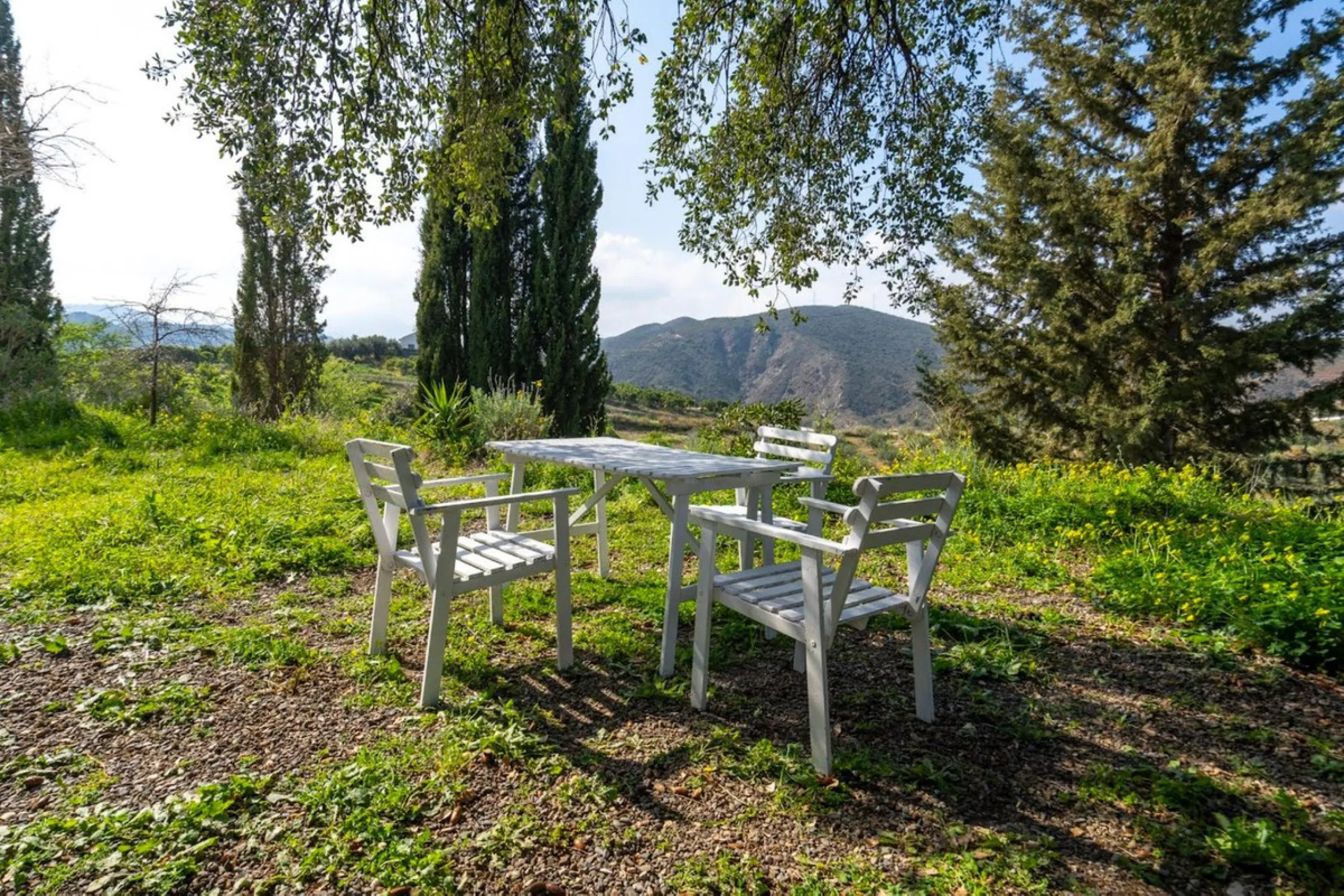 House - Finca - Cortijo в продаже в Coín, Málaga. В доме 3 спален и 3 ванных комнат. Площадь дома 233 м². Площадь участка 3700 м²