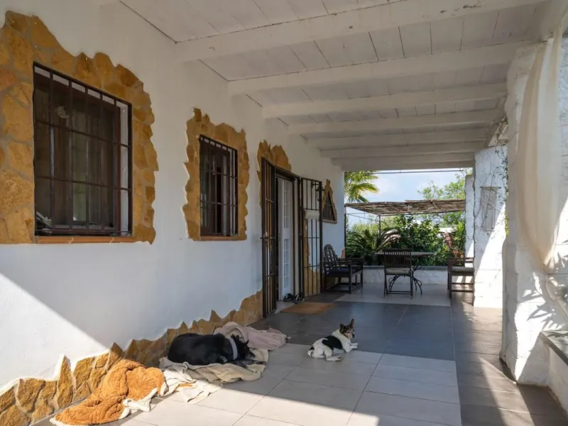 House - Finca - Cortijo в продаже в Coín, Málaga. В доме 3 спален и 3 ванных комнат. Площадь дома 233 м². Площадь участка 3700 м²