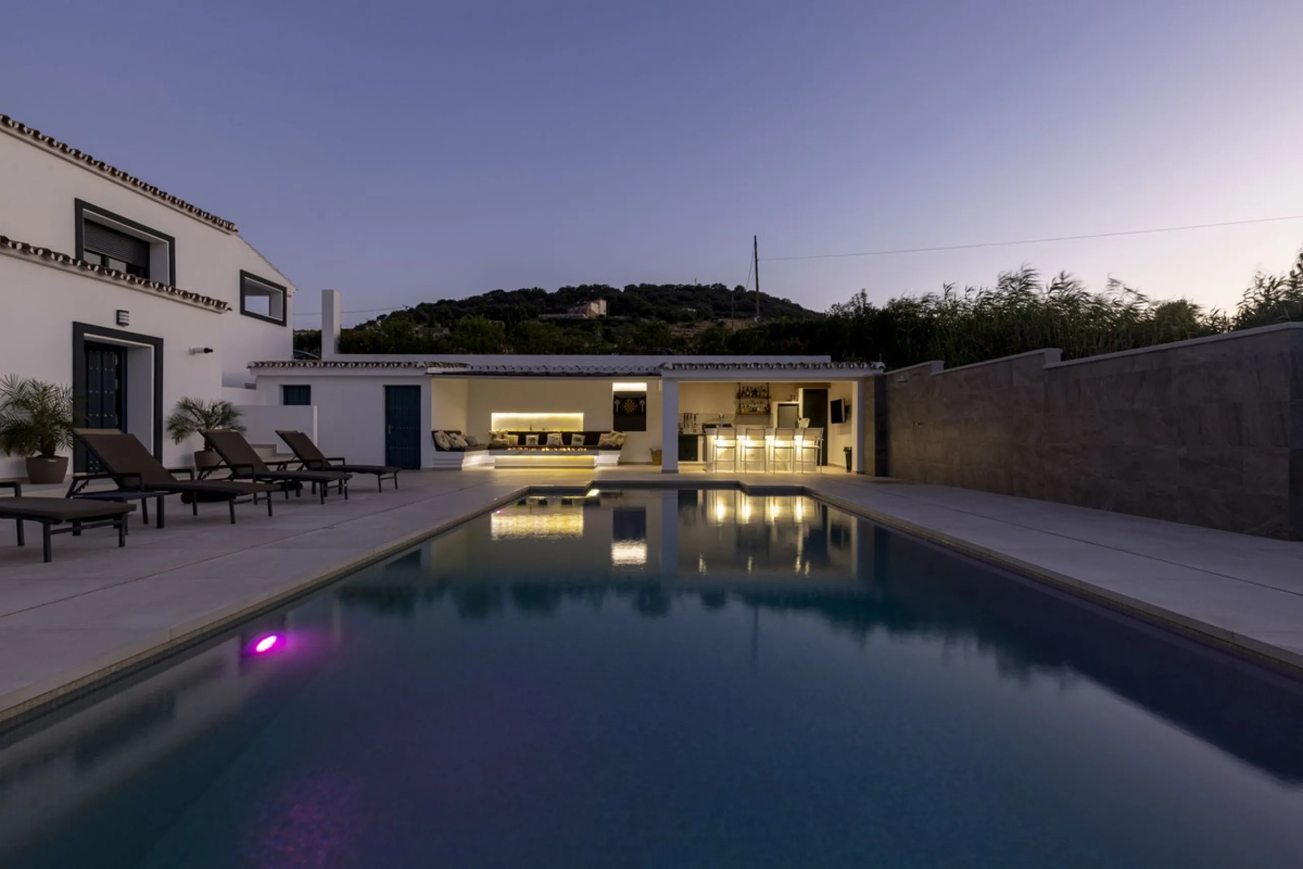 An Exceptional Contemporary Residence in a Prestigious Setting