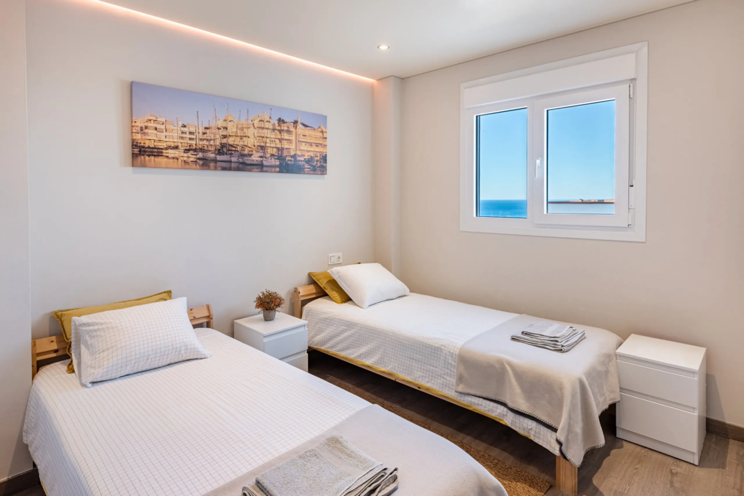 Apartment - Ground Floor Apartment в продаже в Benalmadena, Málaga. В доме 2 спален и 1 ванных комнат. Площадь дома 107 м²