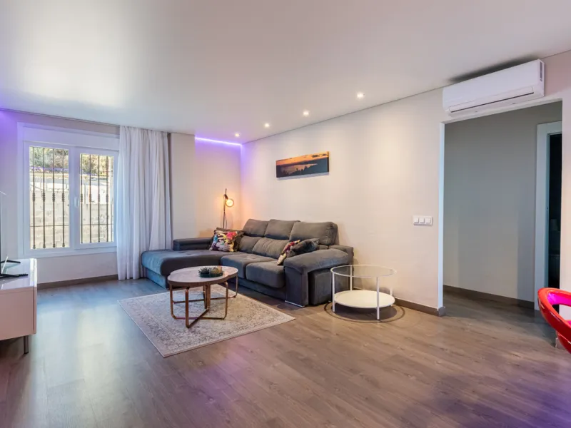 Apartment - Ground Floor Apartment в продаже в Benalmadena, Málaga. В доме 2 спален и 1 ванных комнат. Площадь дома 107 м²