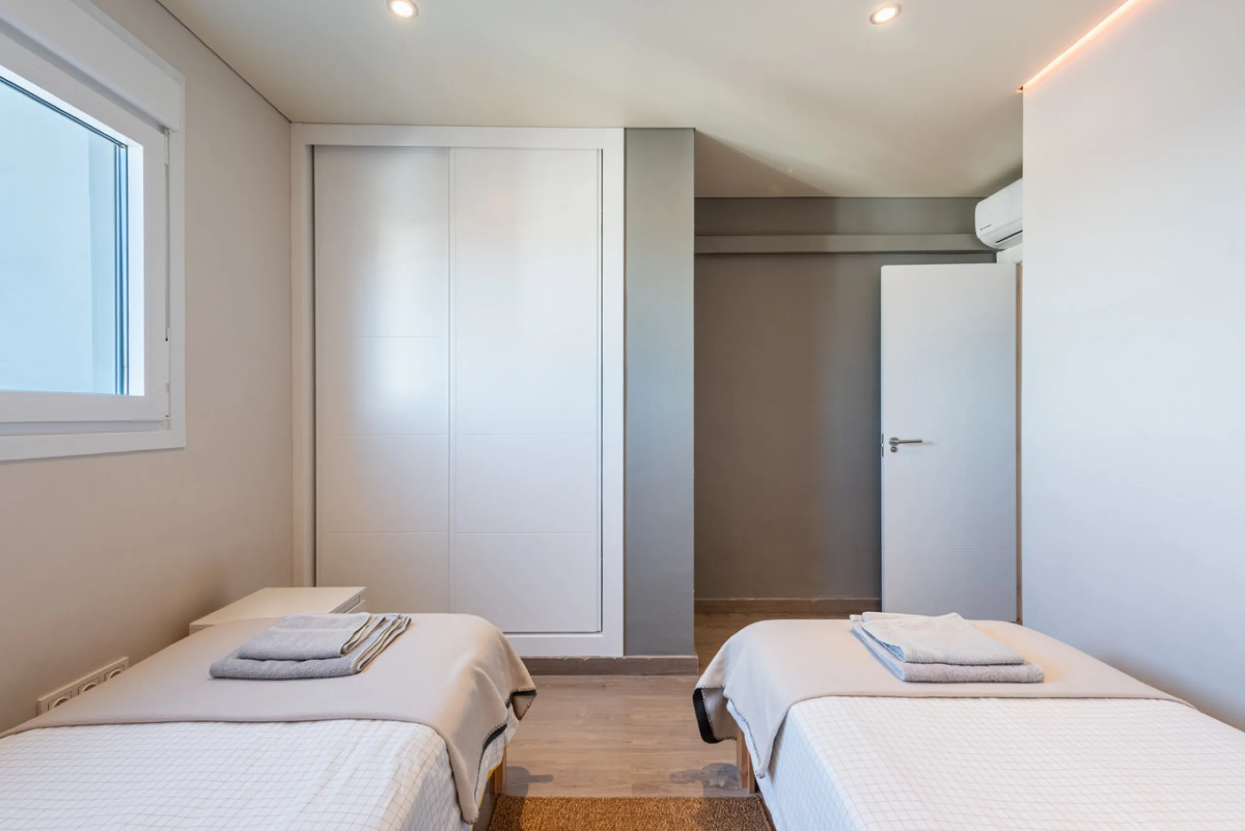Apartment - Ground Floor Apartment в продаже в Benalmadena, Málaga. В доме 2 спален и 1 ванных комнат. Площадь дома 107 м²