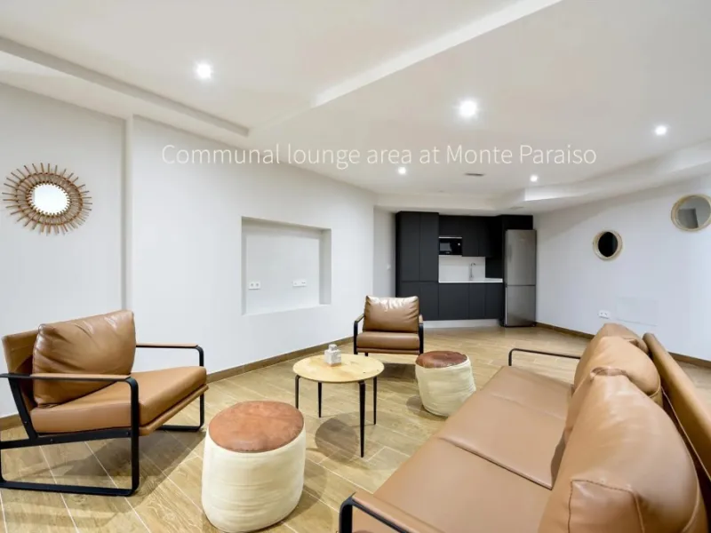 Luxury 3 bedroom apartment with stunning sea views in the modern Monte Paraiso complex in Fuengirola southern Spain. This modern apartment was completed in 2019 and stylishly decorated with modern furniture and beds with high-quality mattresses. The spaci