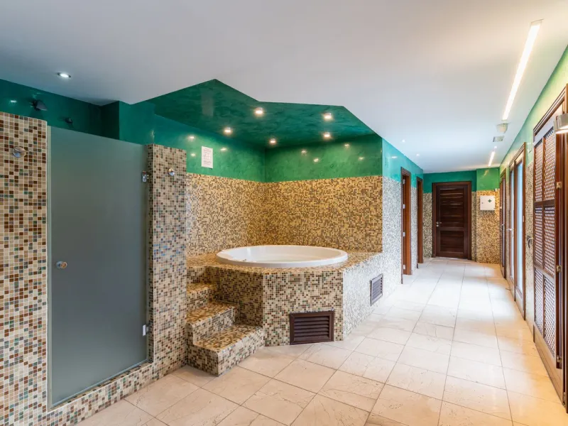 Apartment - Ground Floor Apartment в продаже в Estepona, Málaga. В доме 2 спален и 2 ванных комнат. Площадь дома 115 м². Площадь участка 38 м²