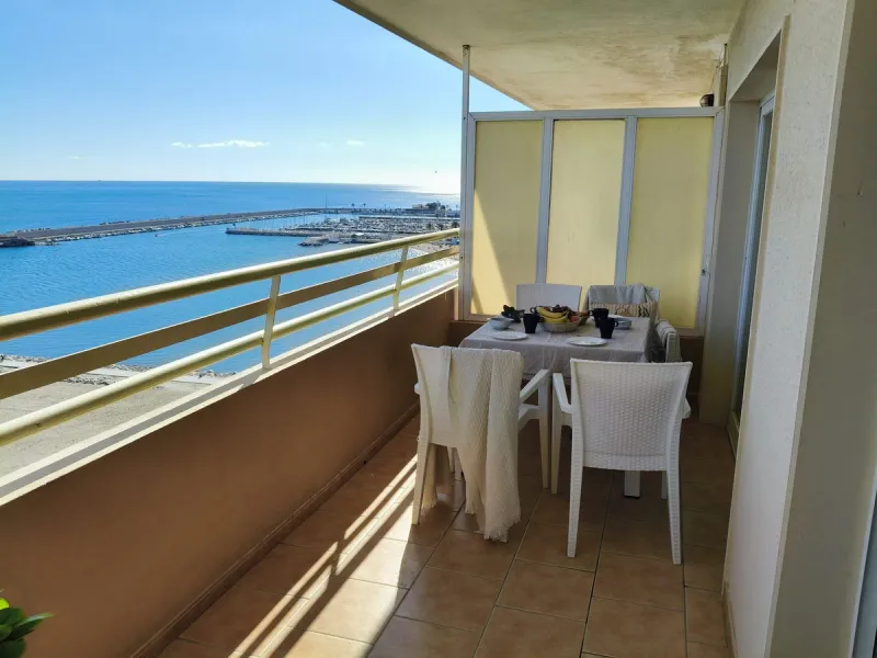 Middle Floor Apartment, Fuengirola, Costa del Sol.