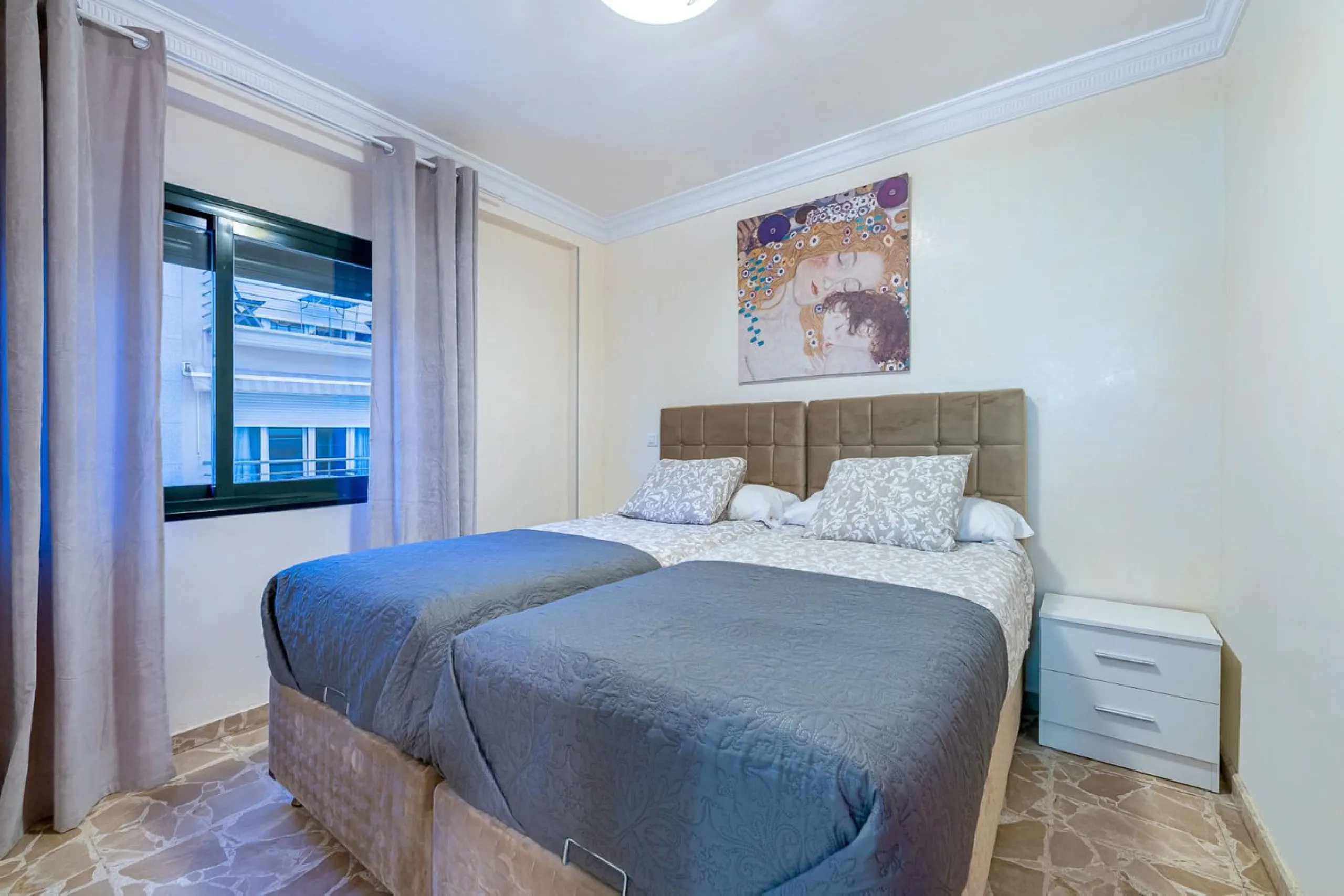 Hotel for Sale in Torremolinos – Seafront Location with 8 Apartments and Commercial Premises