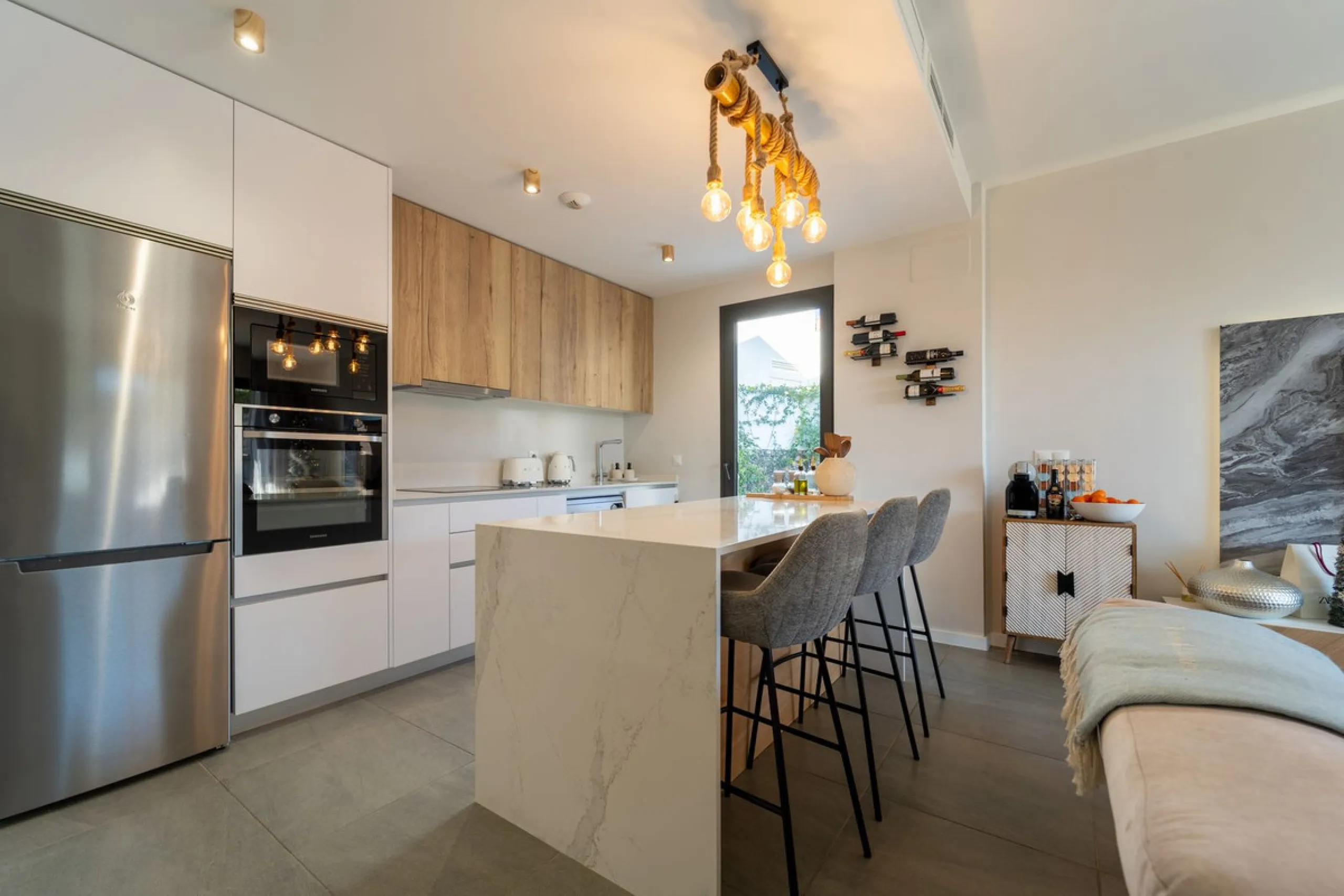 Significant price reduction from 690,000 euros to 649,000 euros.
