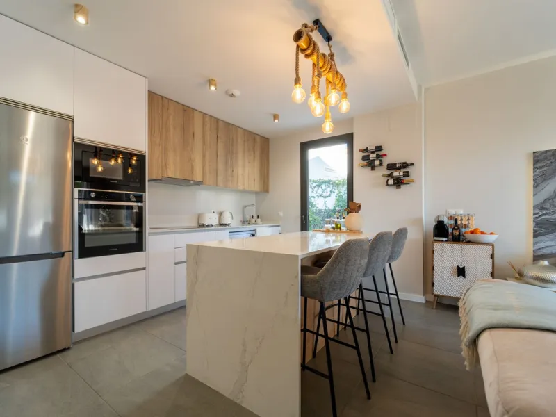 Significant price reduction from 690,000 euros to 649,000 euros.