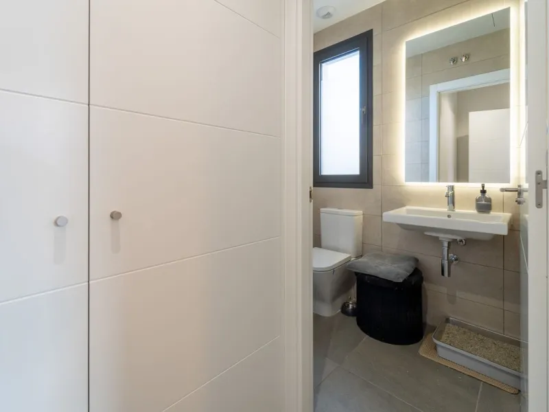 Significant price reduction from 690,000 euros to 649,000 euros.