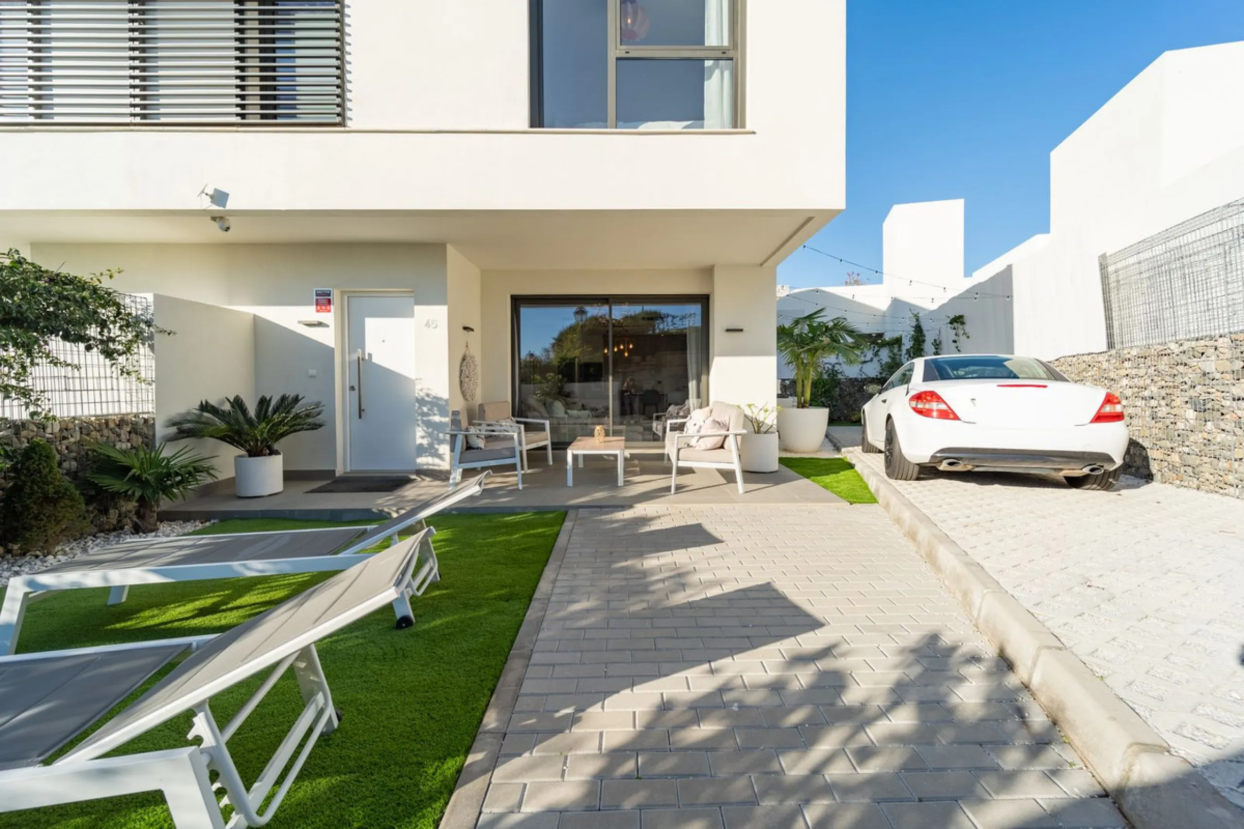 Significant price reduction from 690,000 euros to 649,000 euros.
