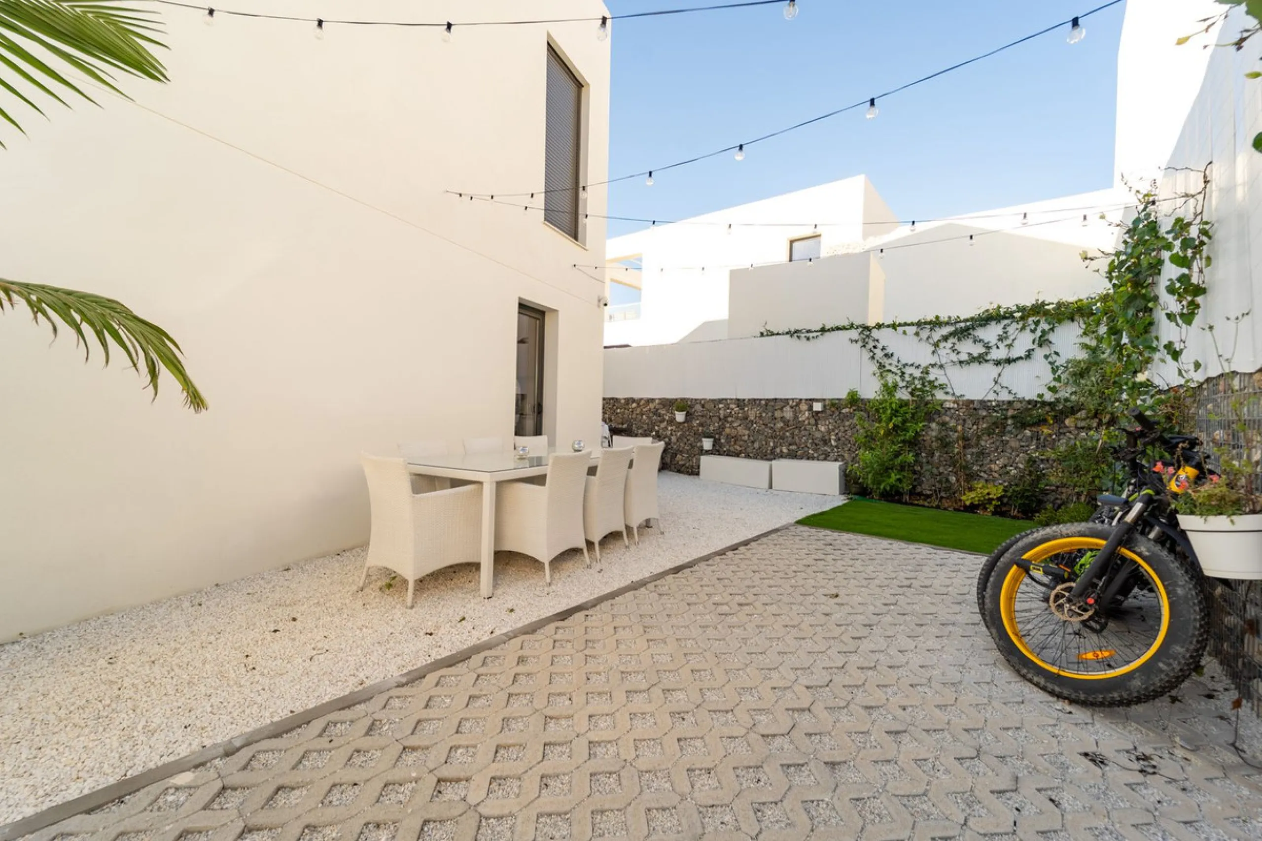 Significant price reduction from 690,000 euros to 649,000 euros.