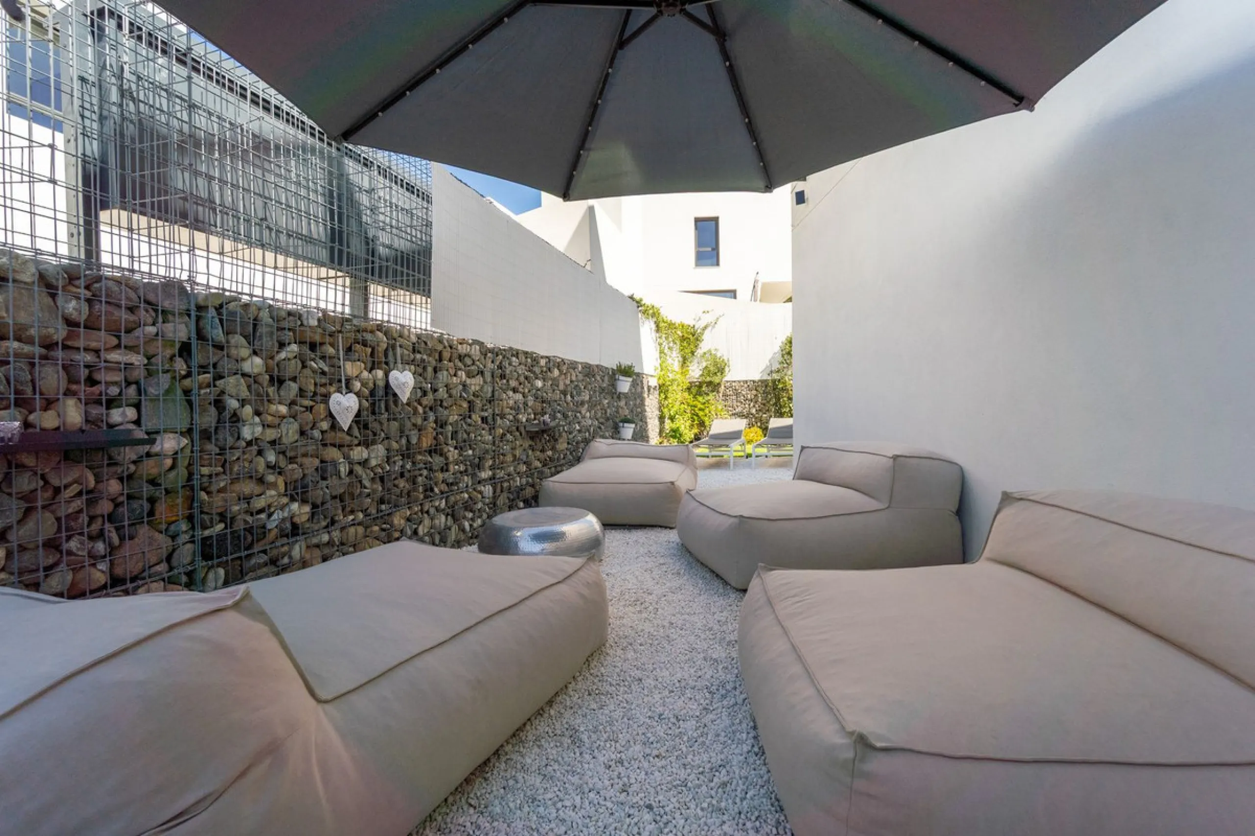 Significant price reduction from 690,000 euros to 649,000 euros.
