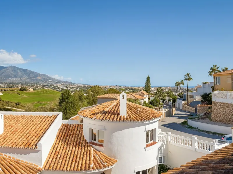 Spacious Luxury Villa