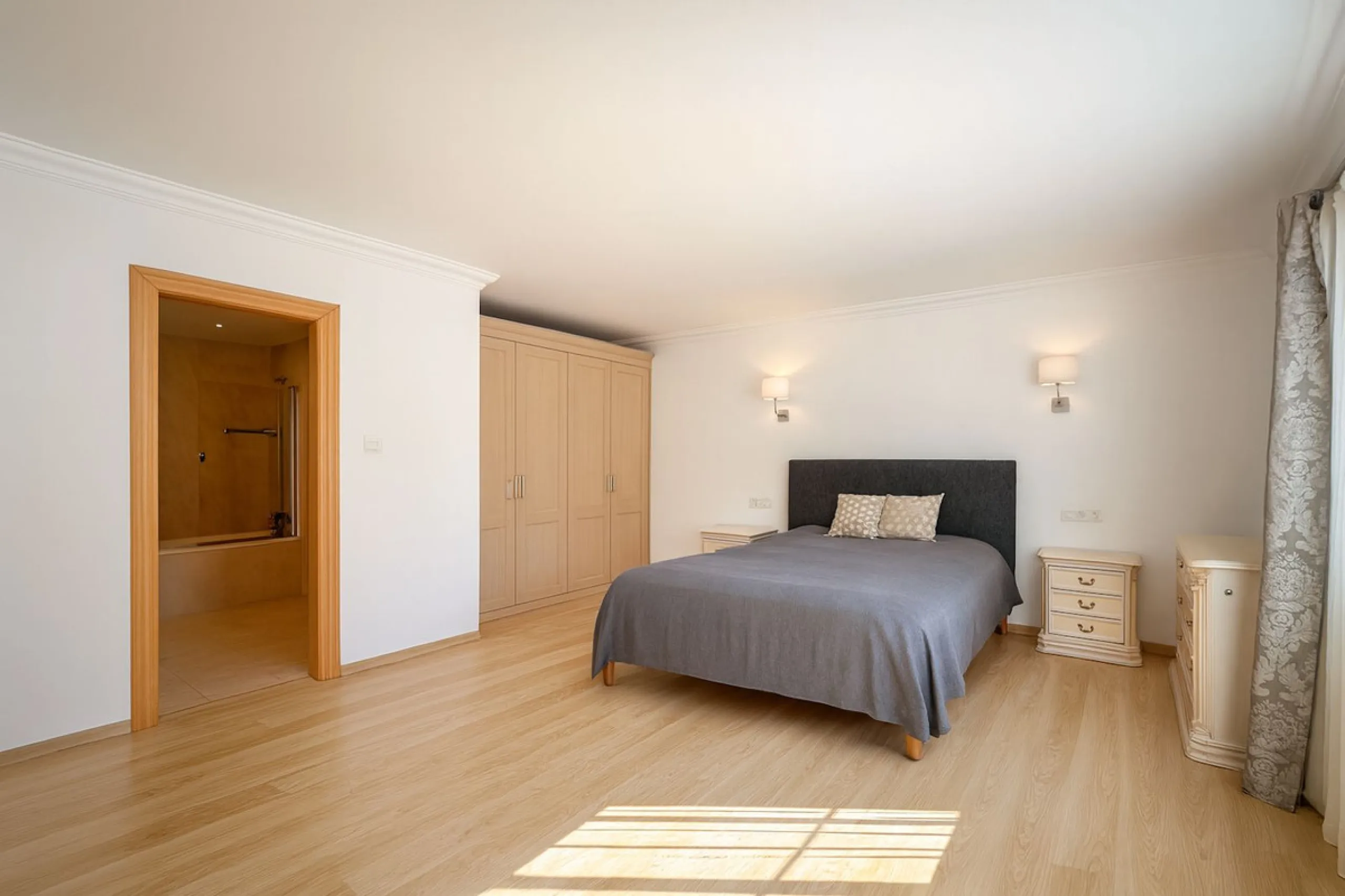 Spacious Luxury Villa
