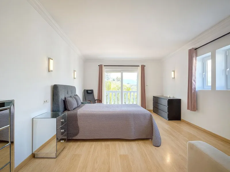 Spacious Luxury Villa