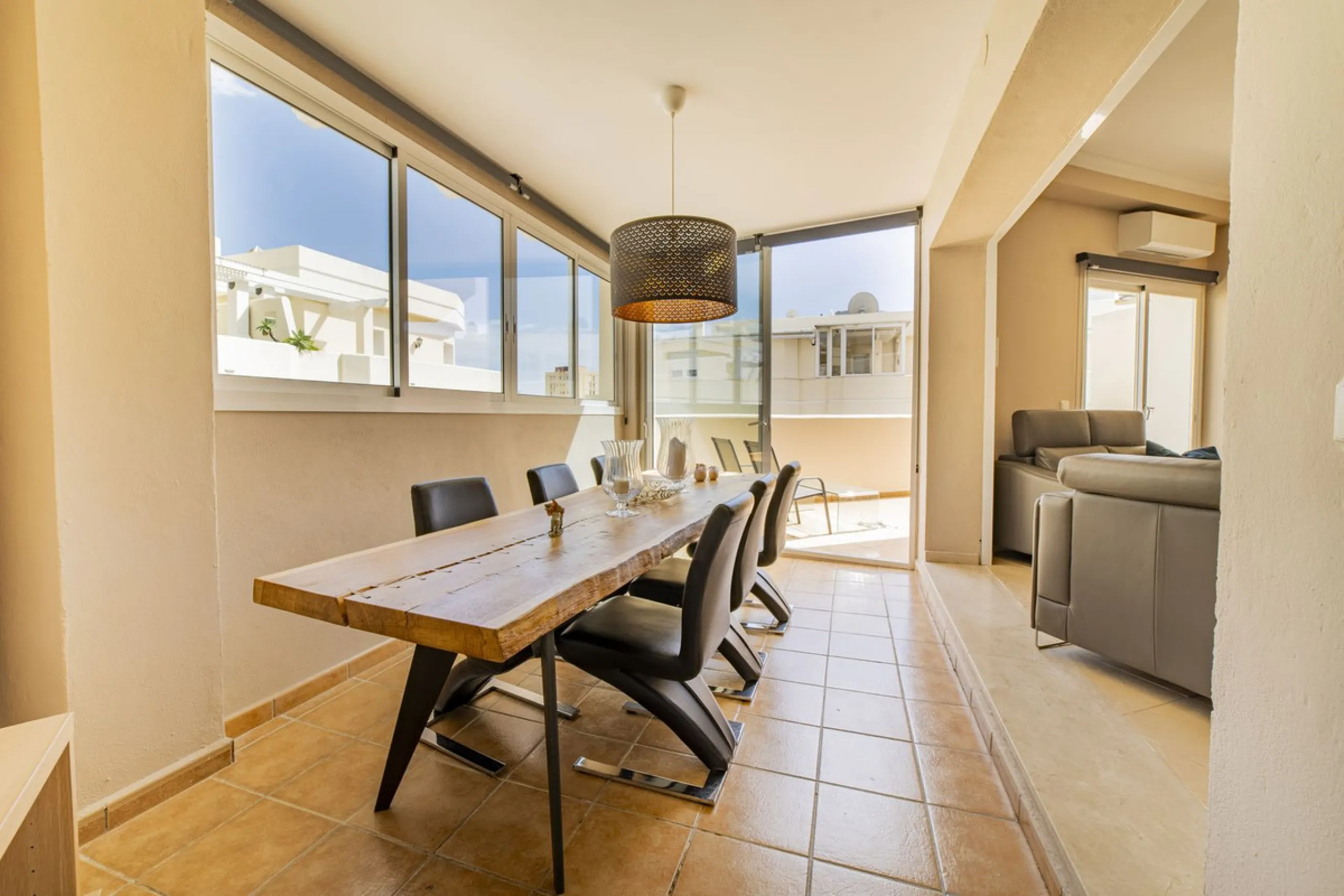 TOWNHOUSE IN ROSAMAR URBANIZATION