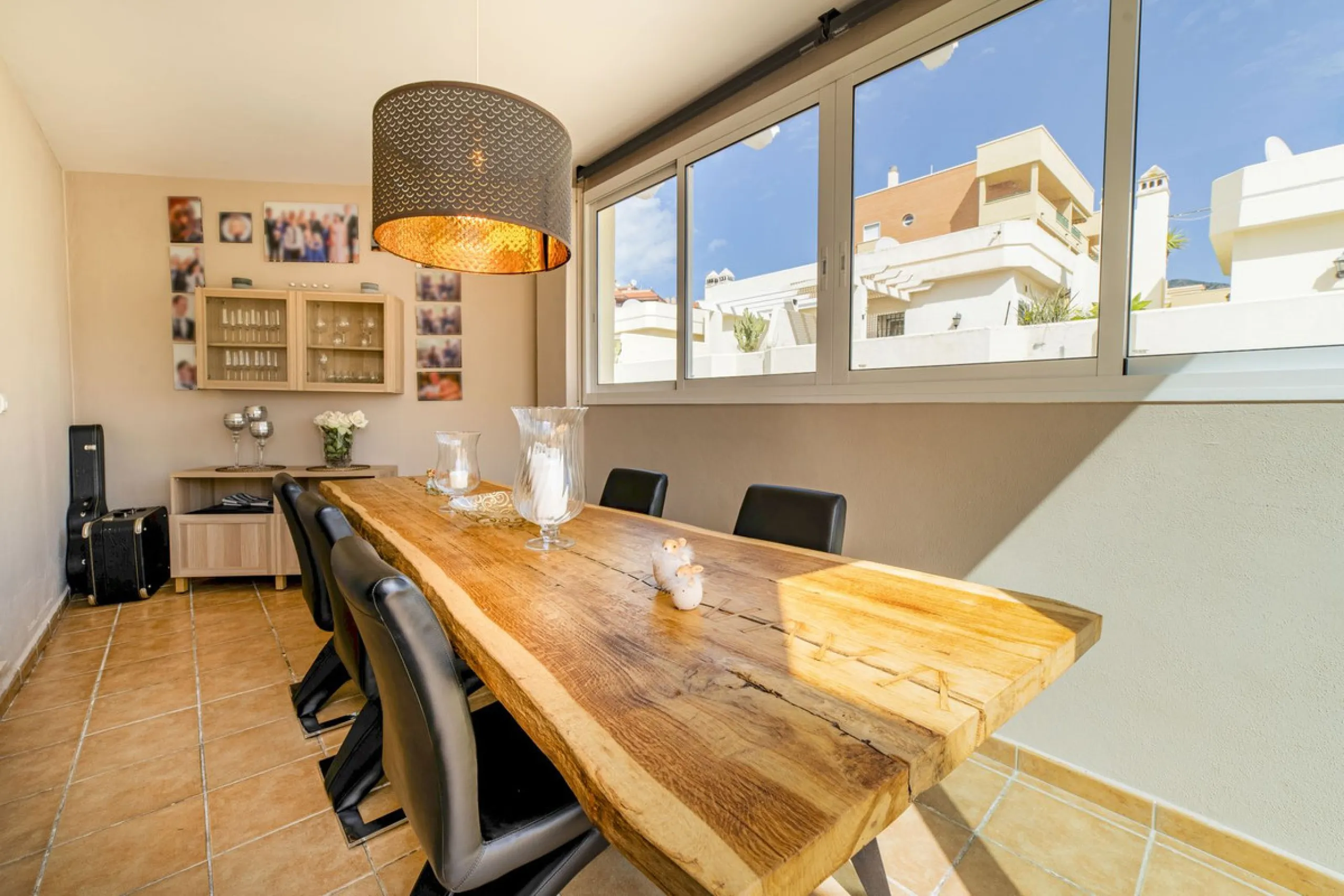 TOWNHOUSE IN ROSAMAR URBANIZATION