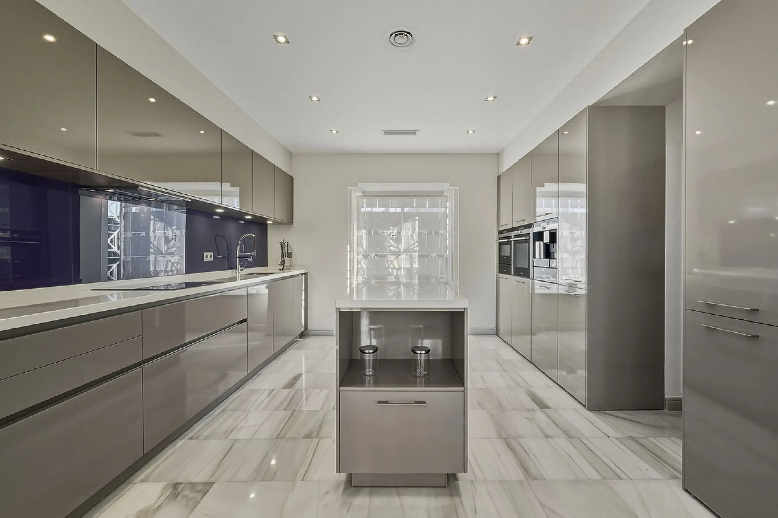 Villa for sale , Frontline golf, Guadalmina Alta, Marbella