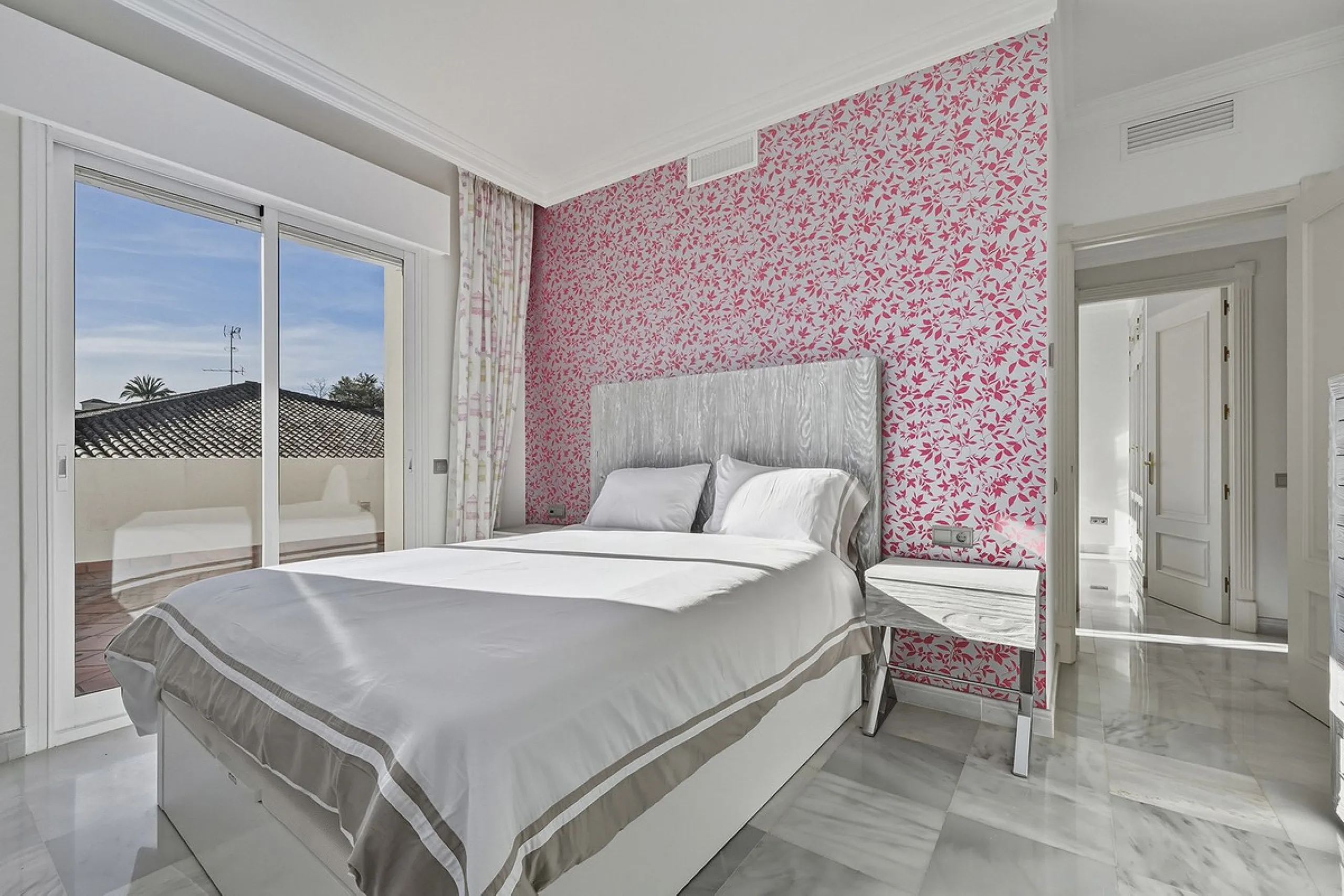Villa for sale , Frontline golf, Guadalmina Alta, Marbella