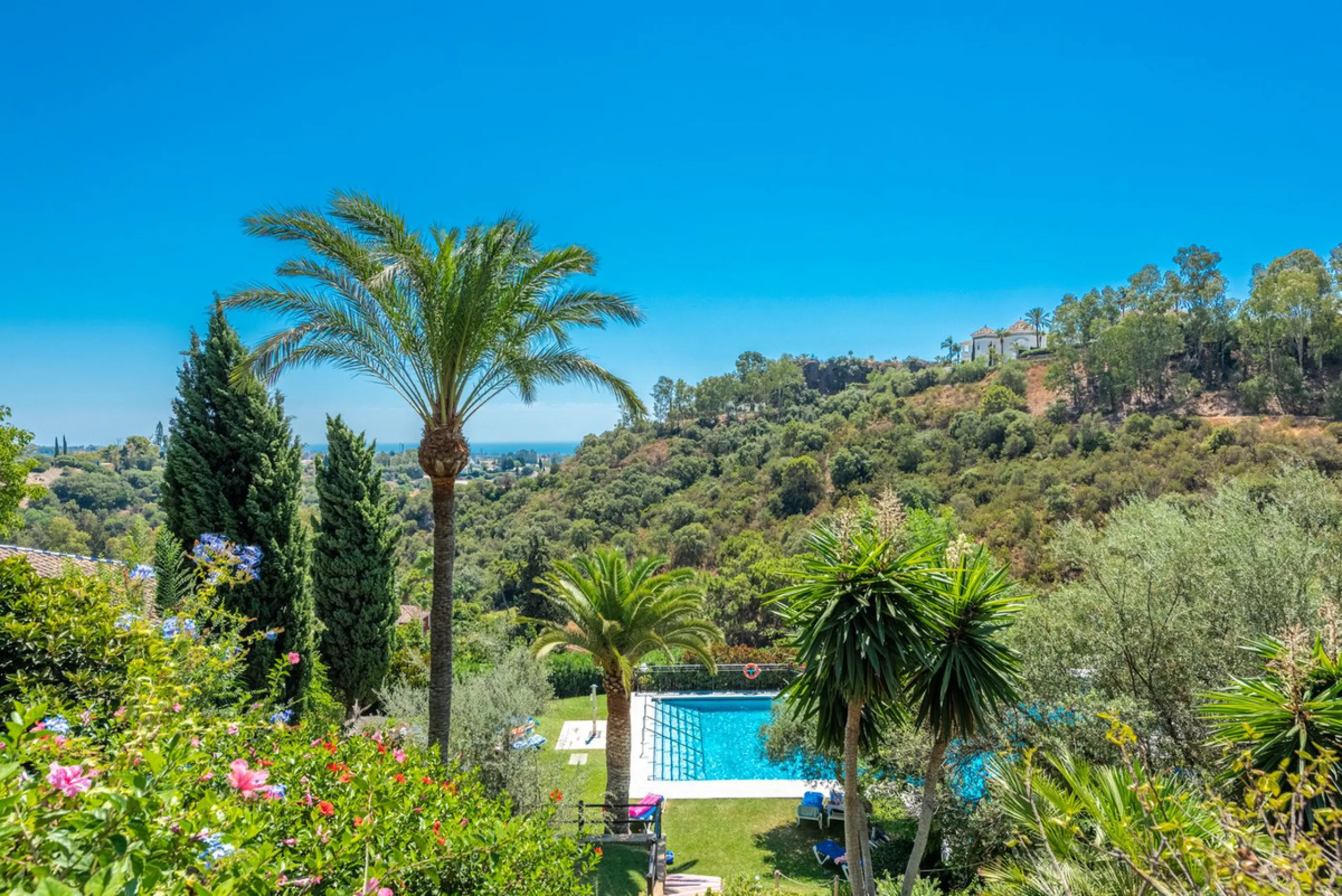 Apartment - Penthouse в продаже в Puerto de la Torre, Málaga. В доме 2 спален и 2 ванных комнат. Площадь дома 109 м²