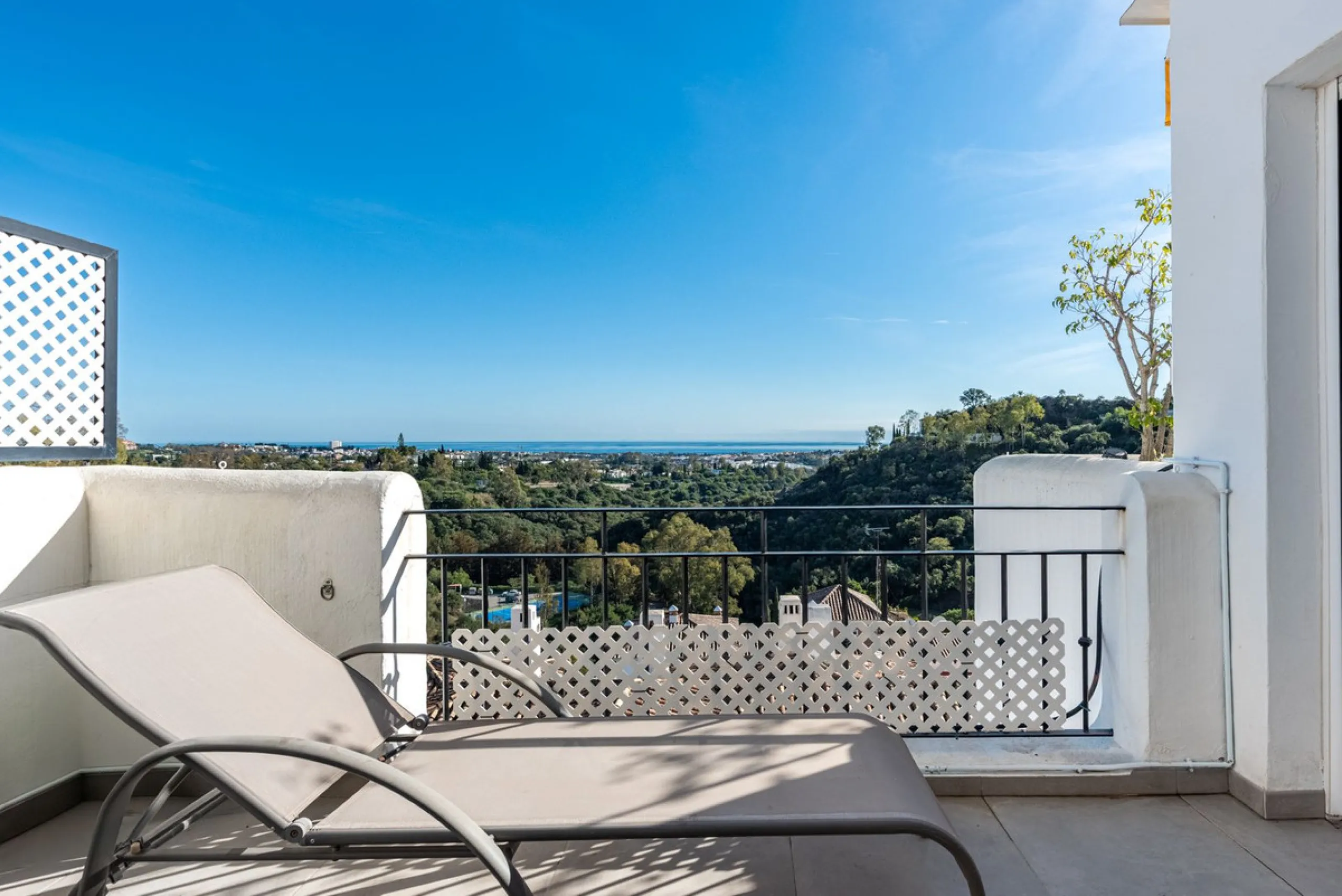 Apartment - Penthouse в продаже в Puerto de la Torre, Málaga. В доме 2 спален и 2 ванных комнат. Площадь дома 109 м²