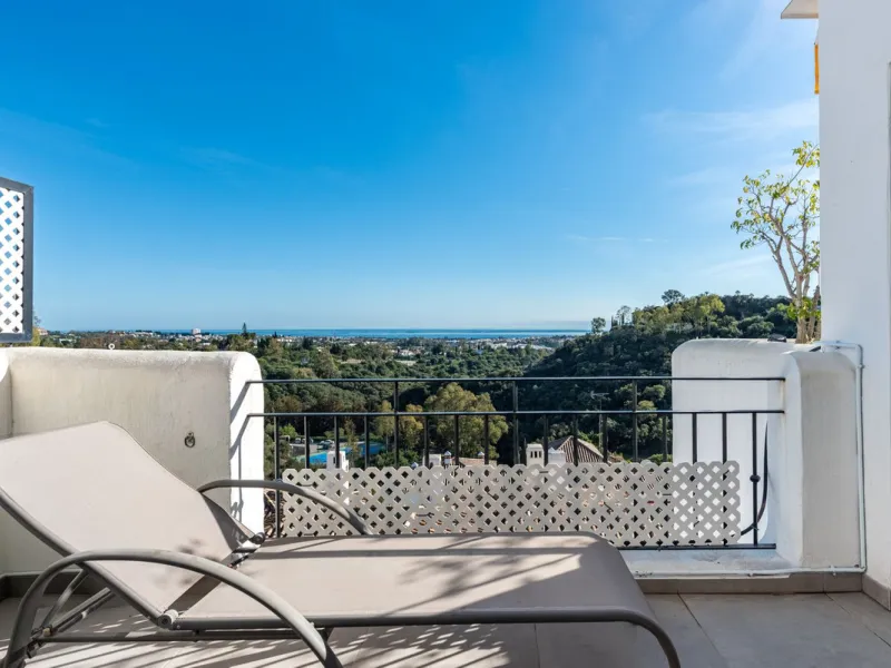 Apartment - Penthouse в продаже в Puerto de la Torre, Málaga. В доме 2 спален и 2 ванных комнат. Площадь дома 109 м²