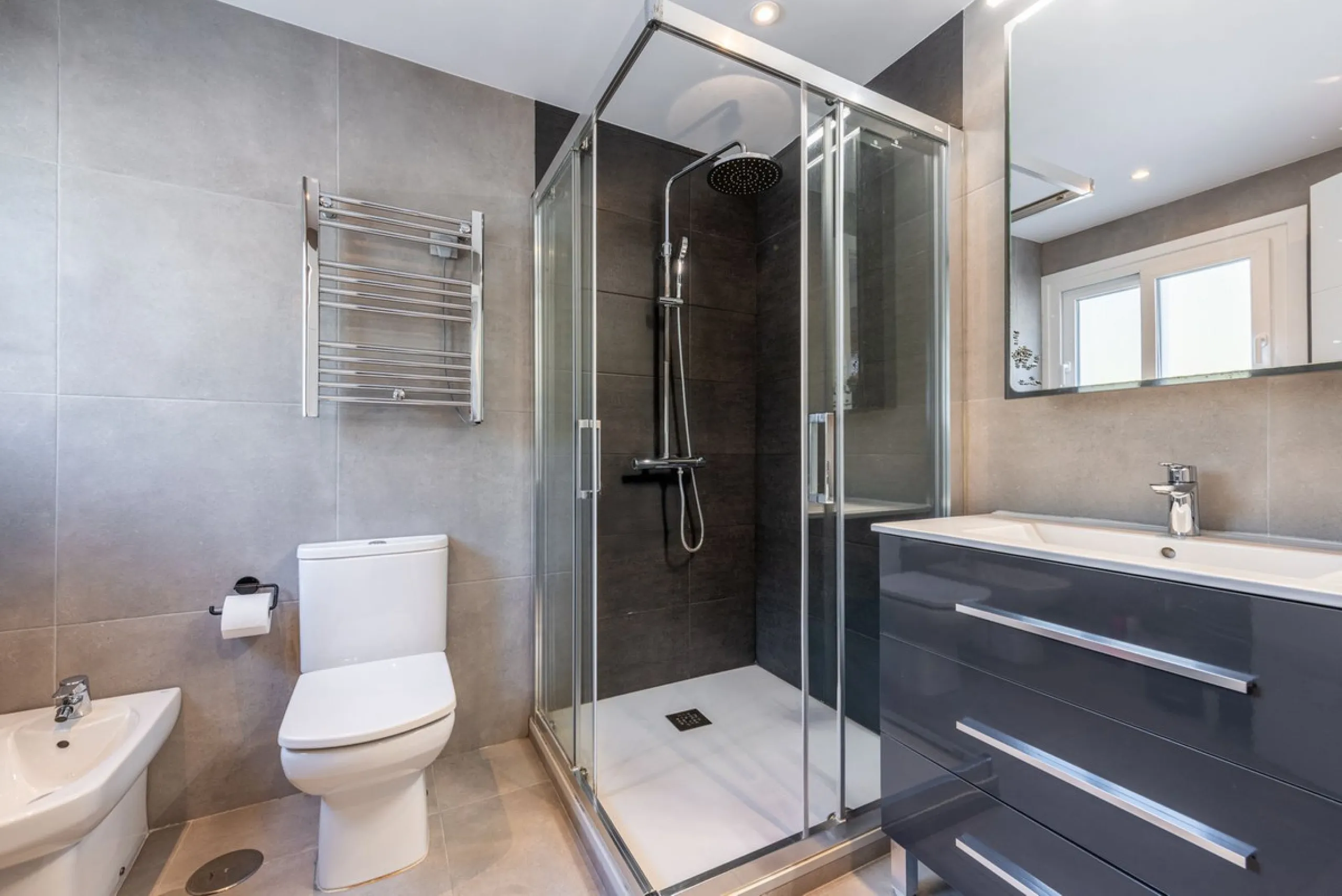 Apartment - Penthouse в продаже в Puerto de la Torre, Málaga. В доме 2 спален и 2 ванных комнат. Площадь дома 109 м²