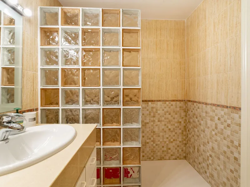 TOWNHOUSE IN ROSAMAR URBANIZATION