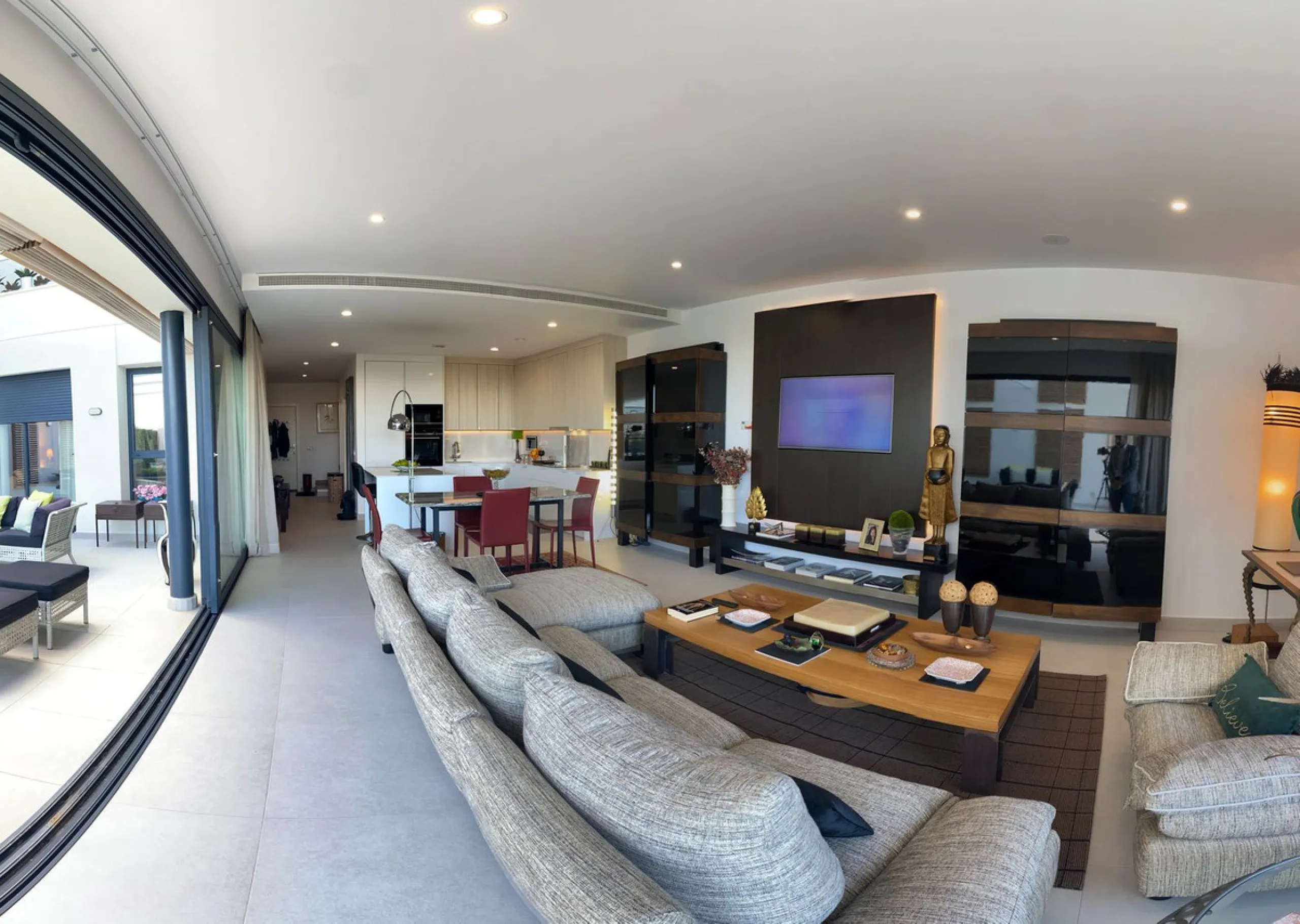 Contemporary Elegance at Finca Cortesin – Luxury Golf-Front Duplex
