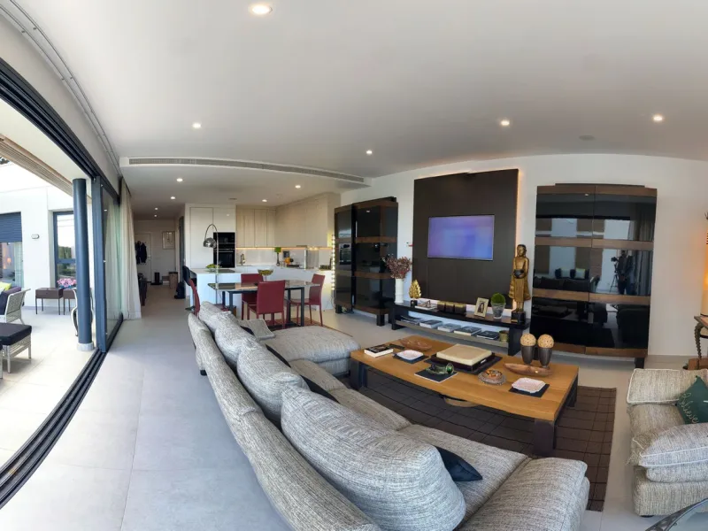 Contemporary Elegance at Finca Cortesin – Luxury Golf-Front Duplex