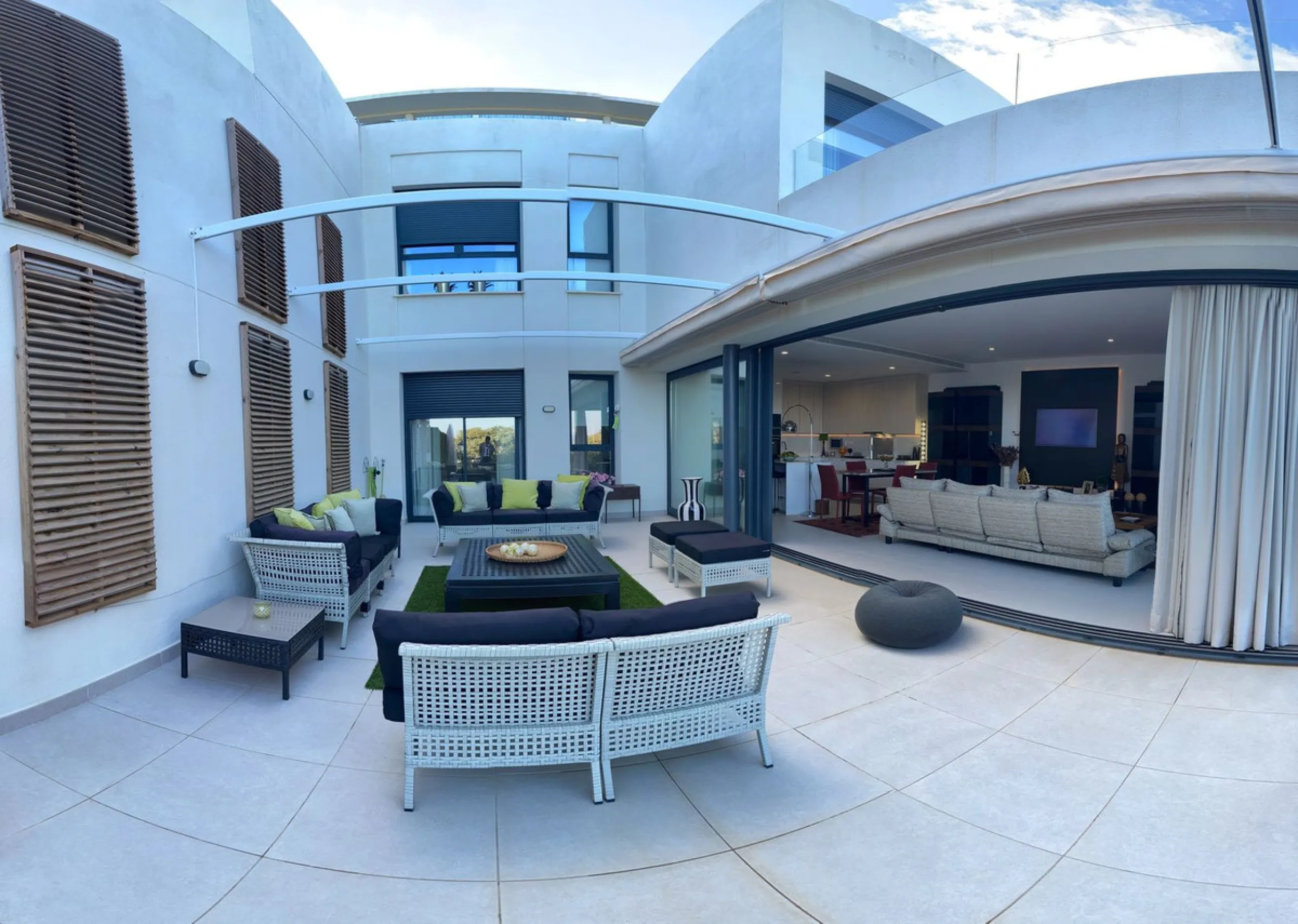 Contemporary Elegance at Finca Cortesin – Luxury Golf-Front Duplex