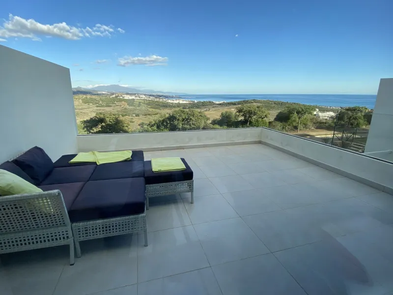 Contemporary Elegance at Finca Cortesin – Luxury Golf-Front Duplex