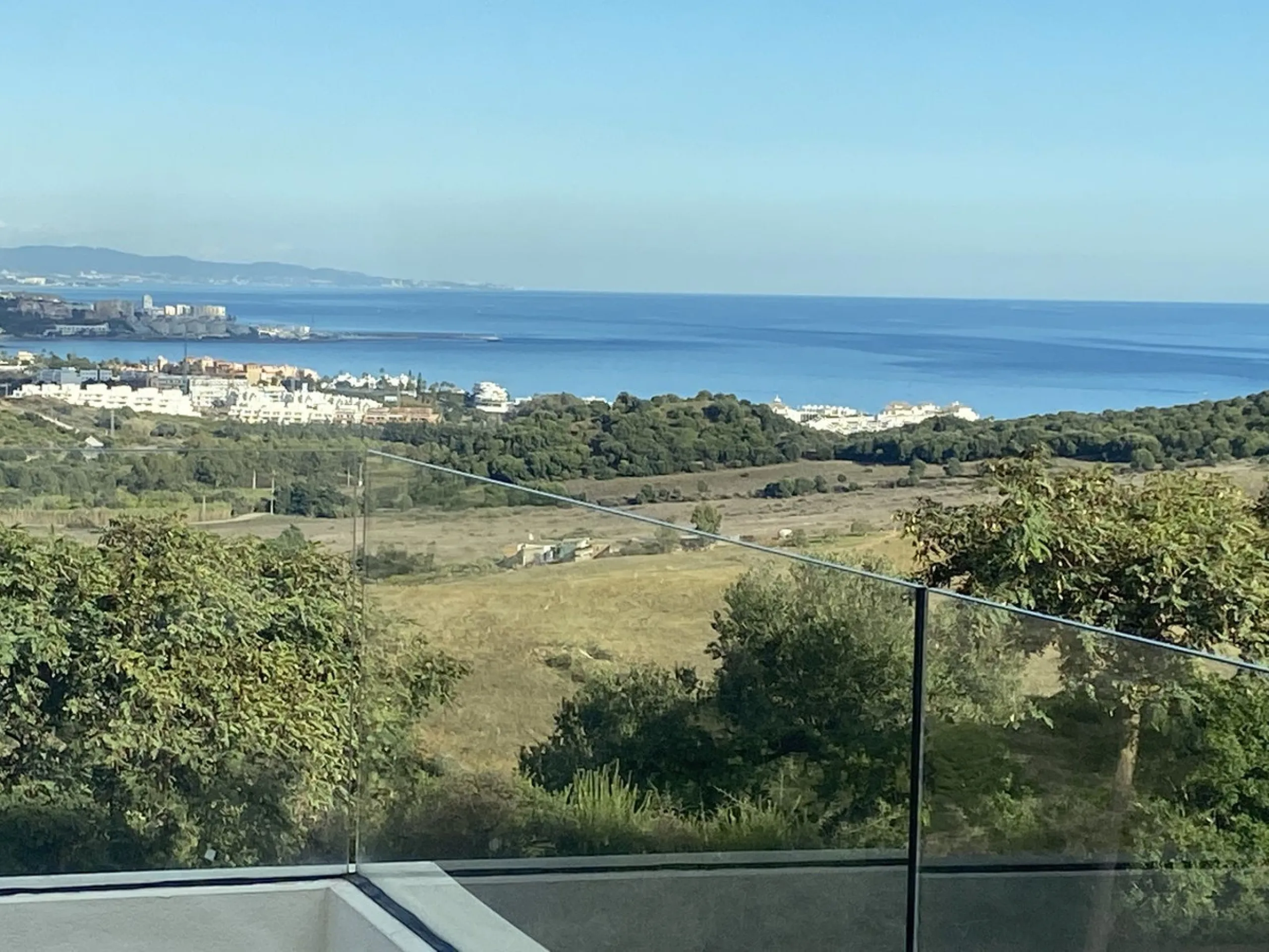 Contemporary Elegance at Finca Cortesin – Luxury Golf-Front Duplex