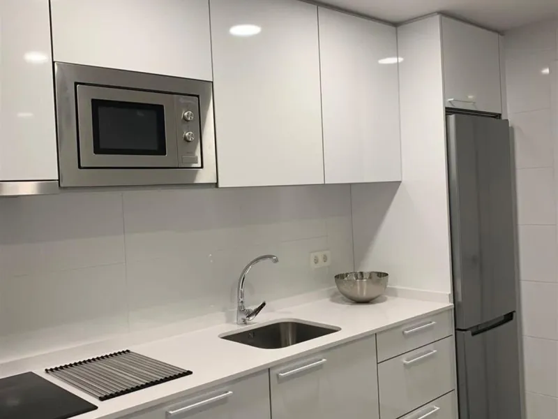 New Modern Apartment in La Campana, Nueva Andalucía, walking distance to everything!