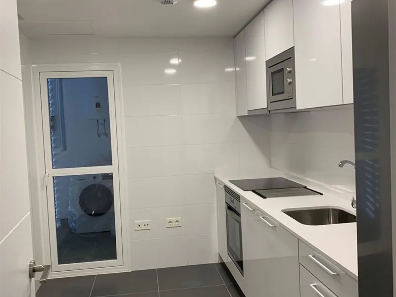 New Modern Apartment in La Campana, Nueva Andalucía, walking distance to everything!