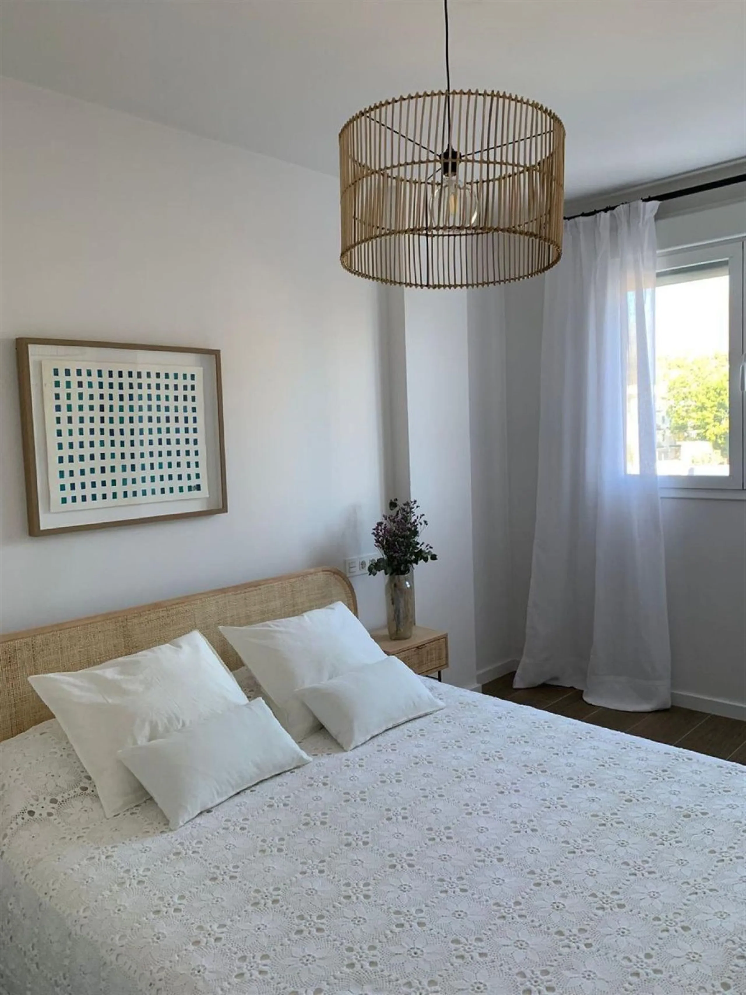 New Modern Apartment in La Campana, Nueva Andalucía, walking distance to everything!
