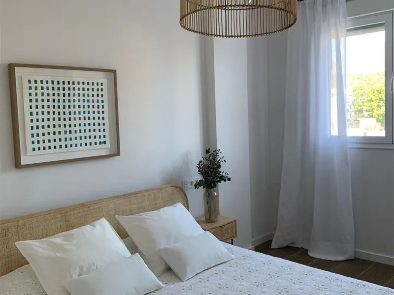 New Modern Apartment in La Campana, Nueva Andalucía, walking distance to everything!