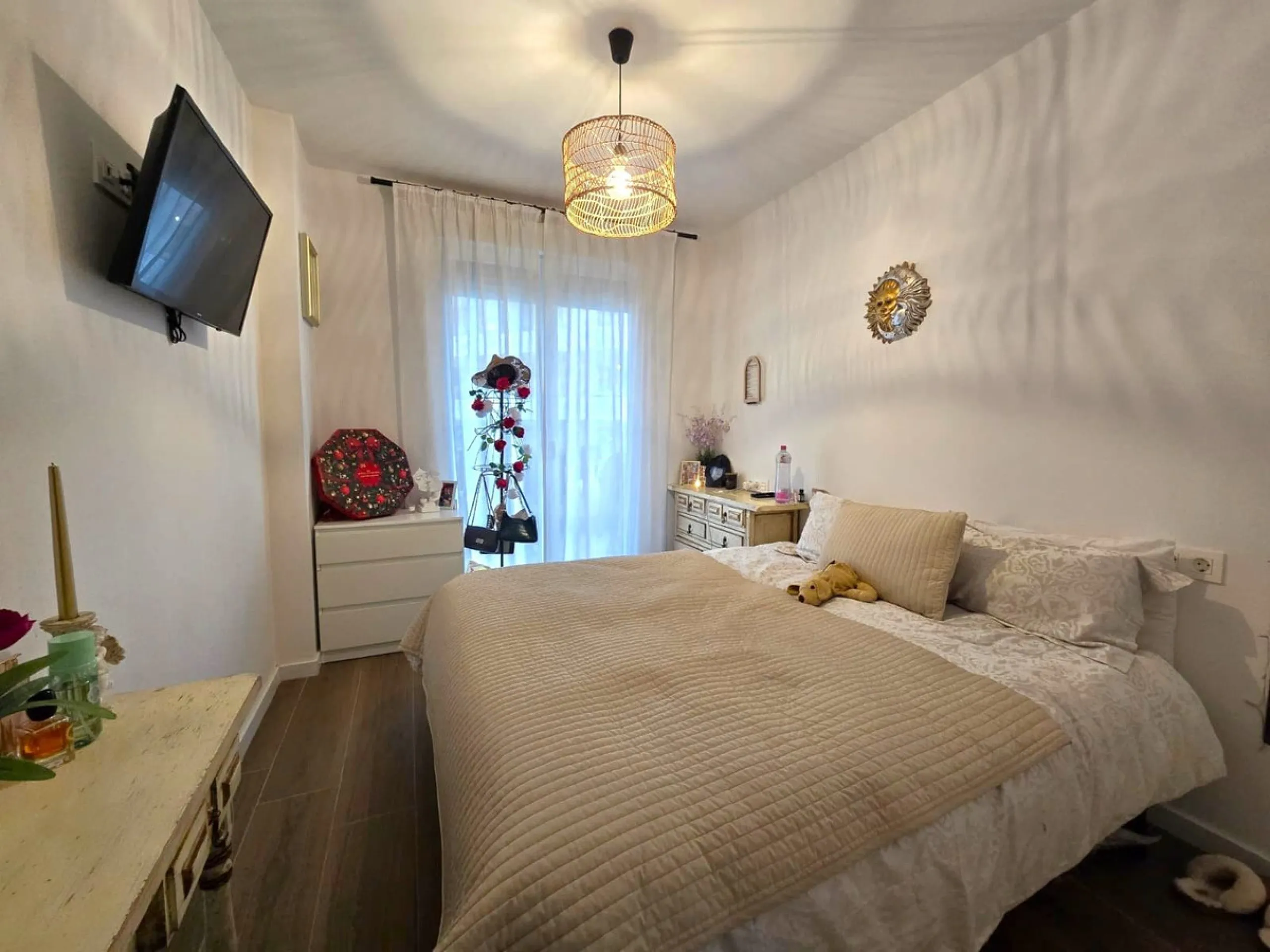 New Modern Apartment in La Campana, Nueva Andalucía, walking distance to everything!