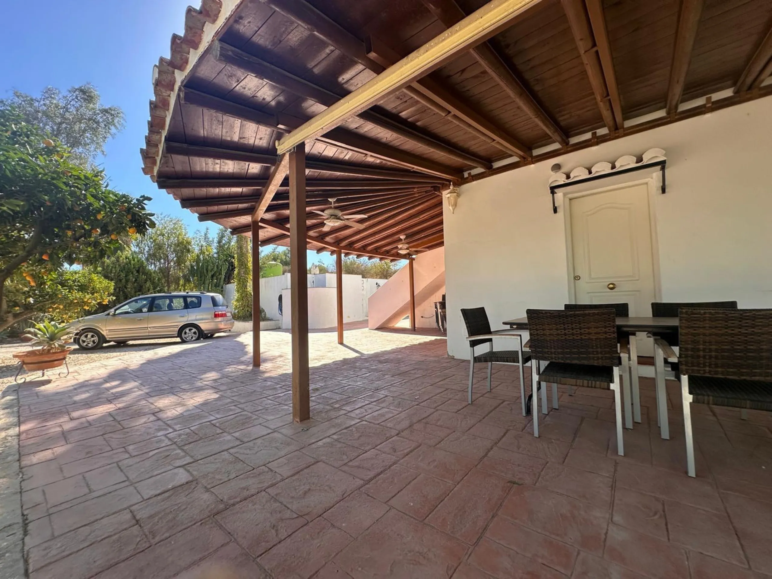 House - Finca - Cortijo в продаже в Cártama, Málaga. В доме 13 спален и 6 ванных комнат. Площадь дома 172 м². Площадь участка 7348 м²