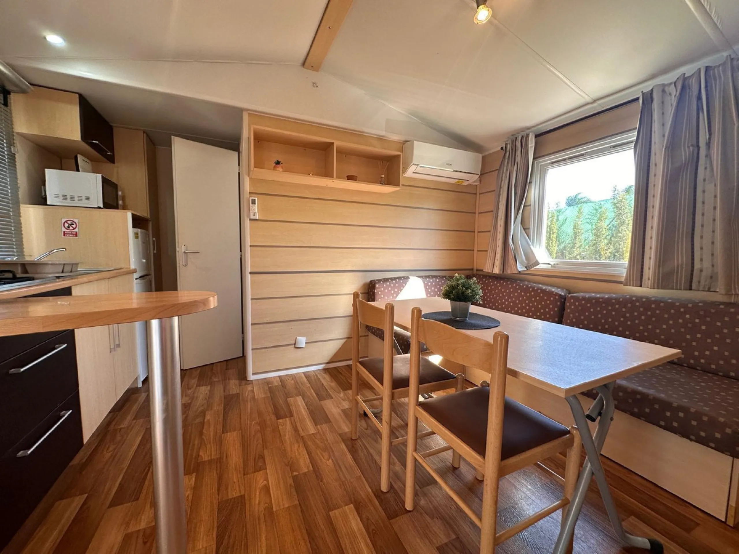 House - Finca - Cortijo в продаже в Cártama, Málaga. В доме 13 спален и 6 ванных комнат. Площадь дома 172 м². Площадь участка 7348 м²