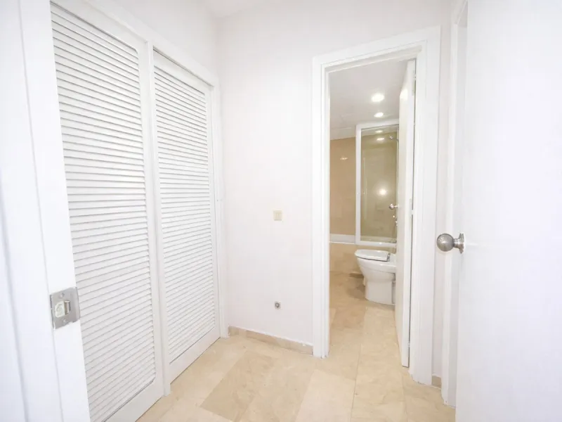 Apartment - Ground Floor Apartment в продаже в Marbella, Málaga. В доме 1 спален и 1 ванных комнат. Площадь дома 110 м²