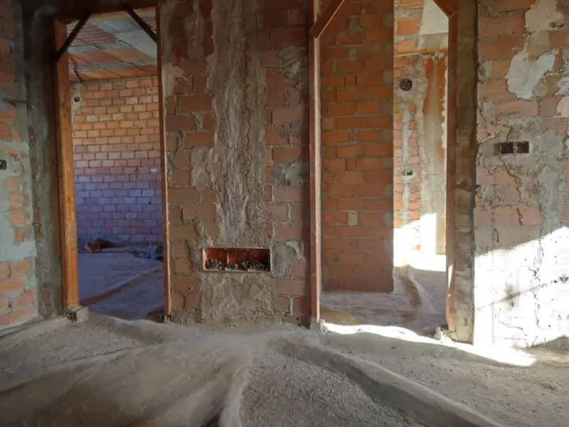 House - Townhouse в продаже в Fuengirola, Málaga. В доме 5 спален и 3 ванных комнат. Площадь дома 230 м². Площадь участка 243 м²
