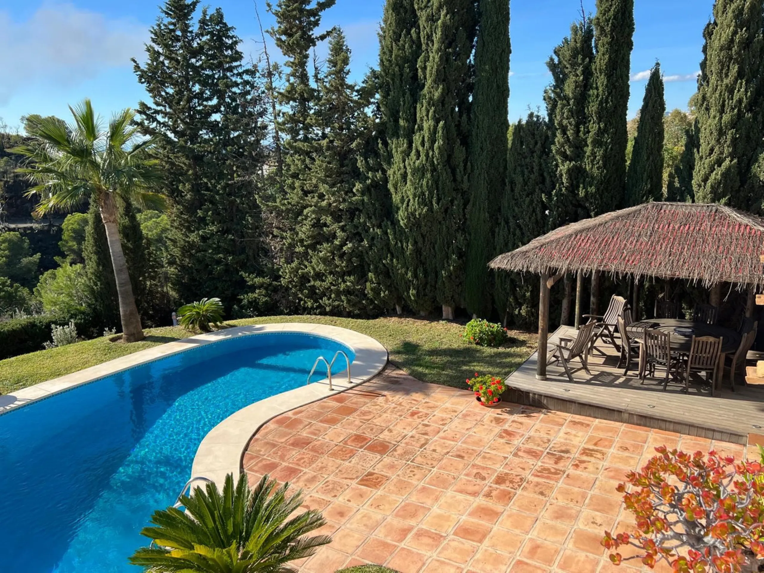 LOVELY ANDALUSIAN VILLA with AMAZING PANORAMIC VIEWS only a few minutes from Mijas Pueblo!!