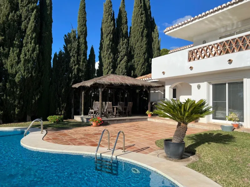 LOVELY ANDALUSIAN VILLA with AMAZING PANORAMIC VIEWS only a few minutes from Mijas Pueblo!!