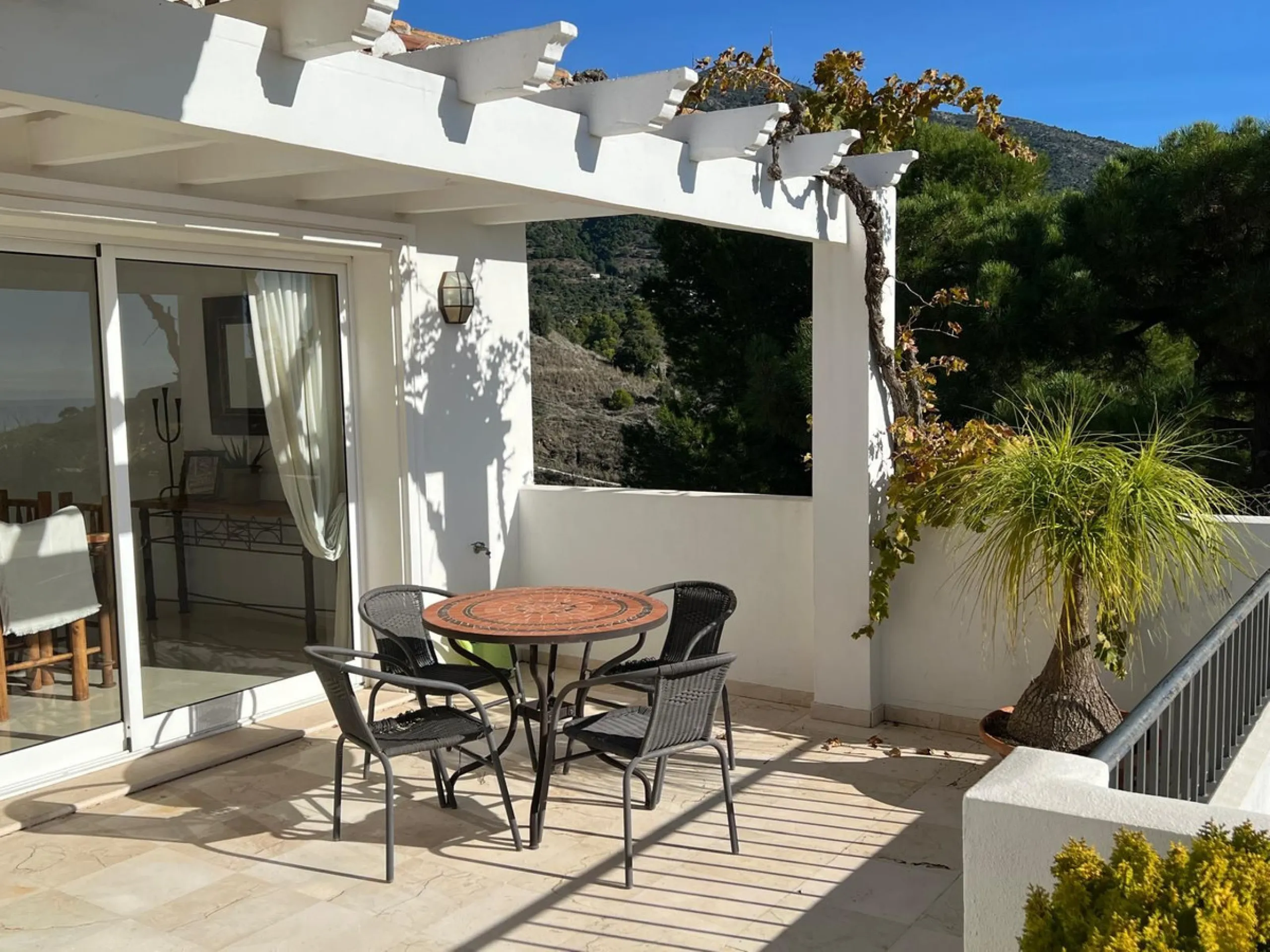 LOVELY ANDALUSIAN VILLA with AMAZING PANORAMIC VIEWS only a few minutes from Mijas Pueblo!!