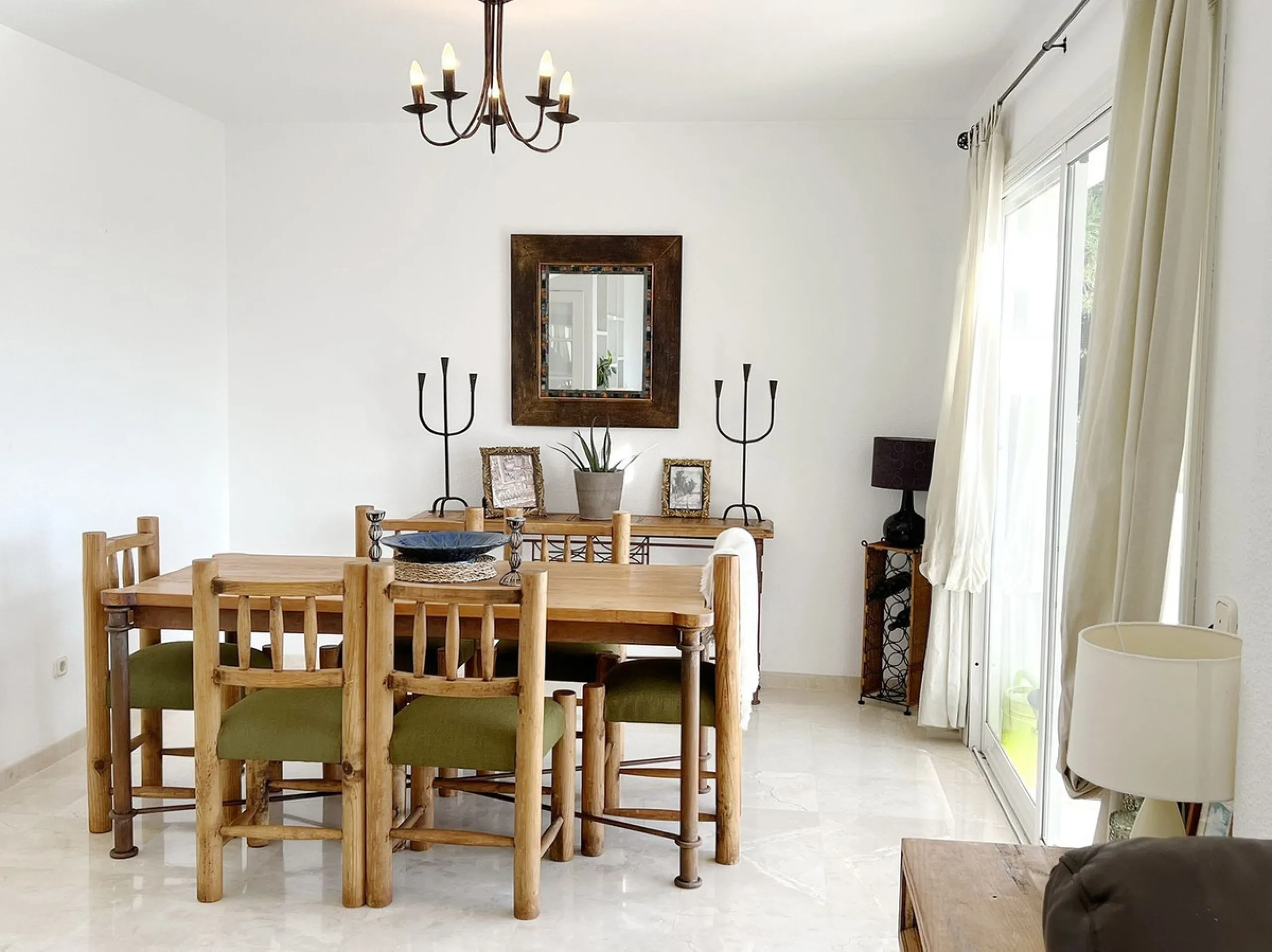 LOVELY ANDALUSIAN VILLA with AMAZING PANORAMIC VIEWS only a few minutes from Mijas Pueblo!!