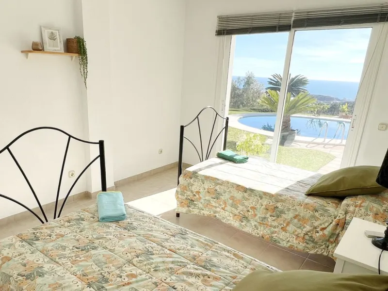 LOVELY ANDALUSIAN VILLA with AMAZING PANORAMIC VIEWS only a few minutes from Mijas Pueblo!!