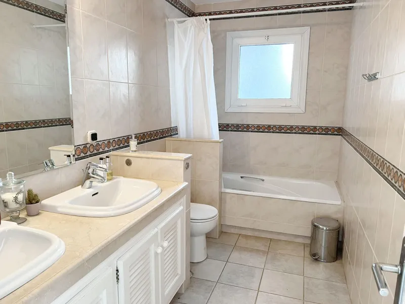 LOVELY ANDALUSIAN VILLA with AMAZING PANORAMIC VIEWS only a few minutes from Mijas Pueblo!!