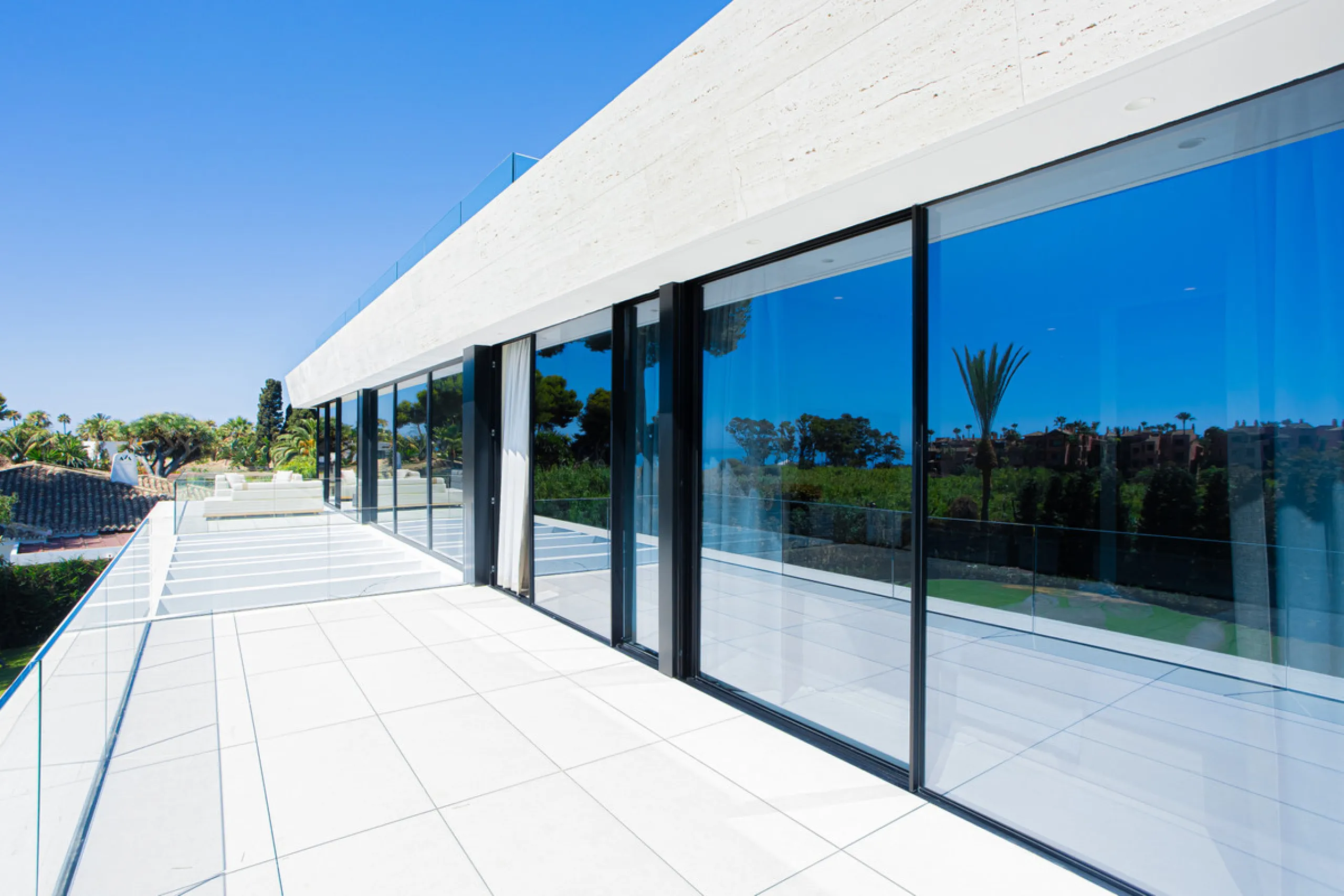 Experience unparalleled luxury in this stunning Los Monteros villa, where every detail has been crafted for sophisticated living. Boasting 6 en-suite bedrooms, a separate maid's apartment, and 8 bathrooms, this residence offers space, comfort, and style a