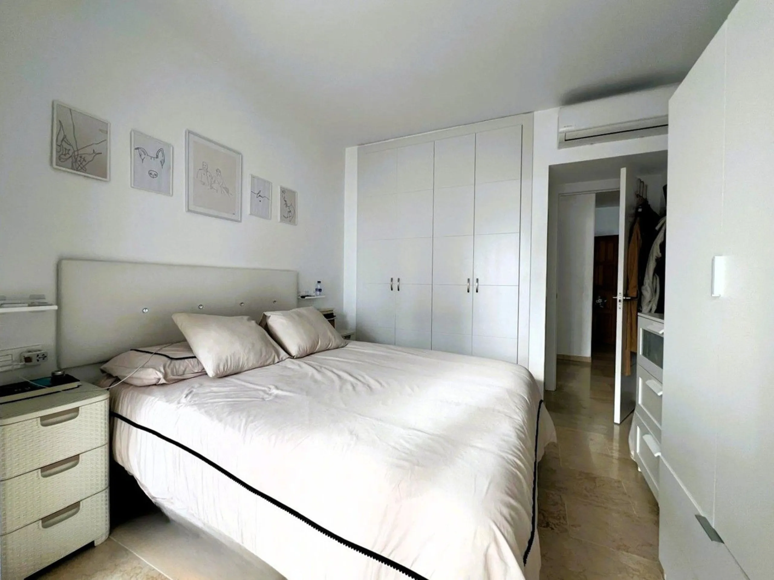 Apartment - Middle Floor Apartment в продаже в Fuengirola, Málaga. В доме 1 спален и 1 ванных комнат. Площадь дома 75 м²